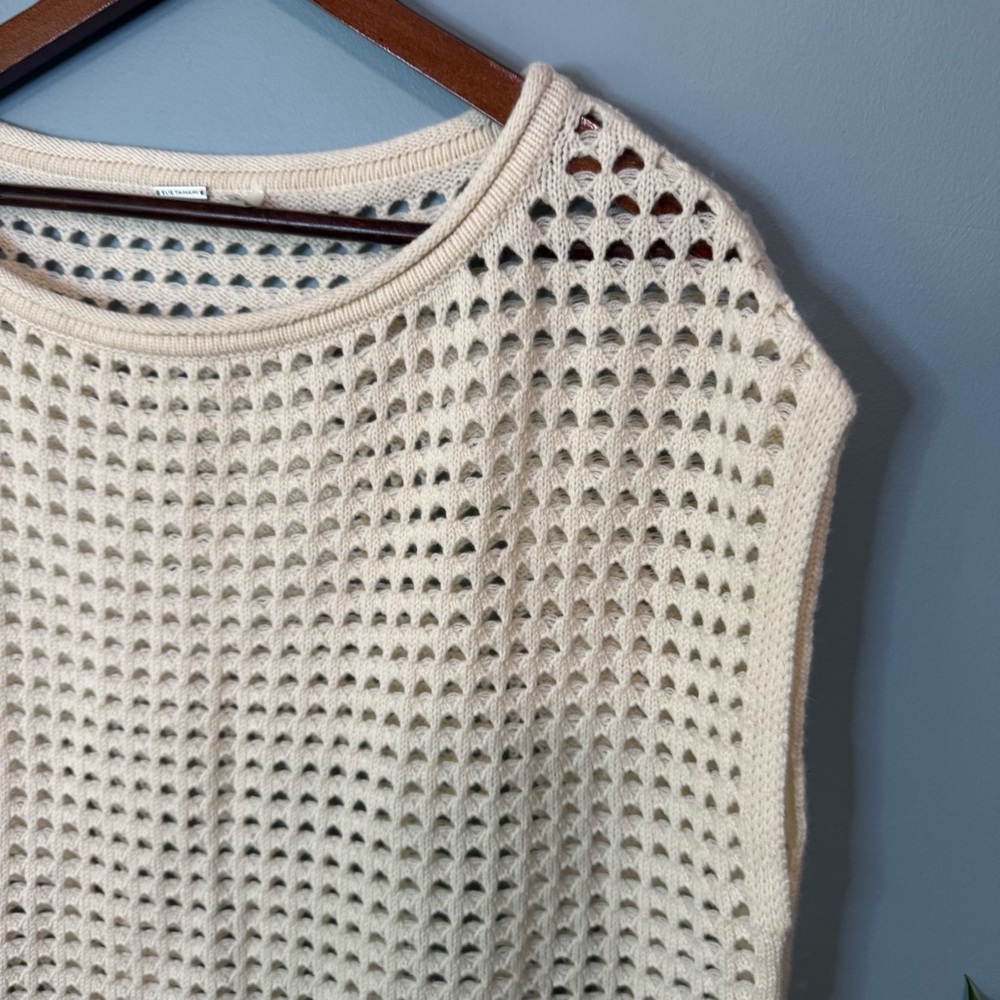 Elie Tahari Pandora Wool Cashmere Open Knit Sweater Poncho Fringe. Cream. XS - Picture 5 of 11